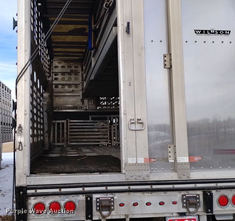 image for item DK8920 2014 Wilson PSDCL-402  livestock trailer