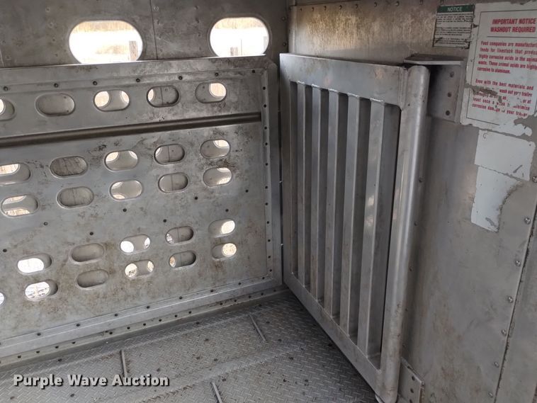 image for item DK8920 2014 Wilson PSDCL-402  livestock trailer