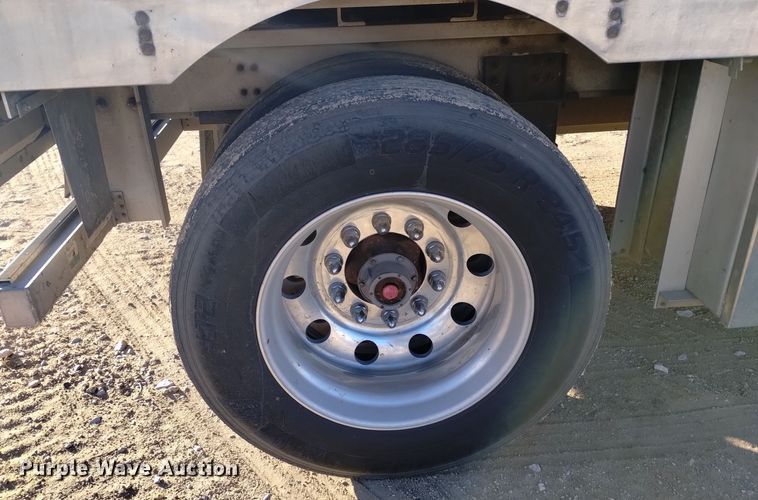 image for item DK8920 2014 Wilson PSDCL-402  livestock trailer