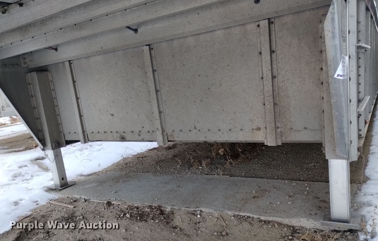 image for item DK8921 2014 Wilson PSDCL-402  livestock trailer