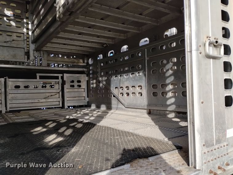 image for item DK8921 2014 Wilson PSDCL-402  livestock trailer