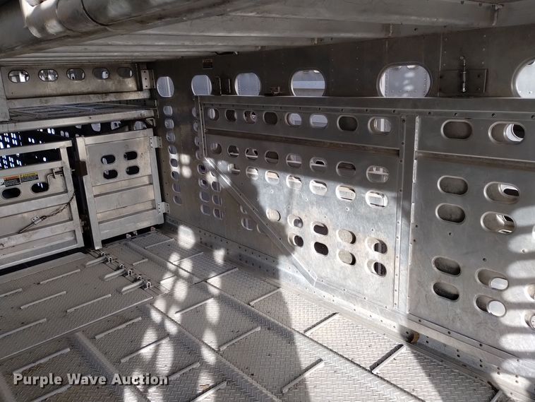 image for item DK8921 2014 Wilson PSDCL-402  livestock trailer