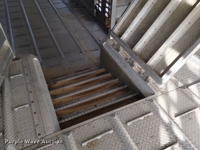 image for item DK8921 2014 Wilson PSDCL-402  livestock trailer