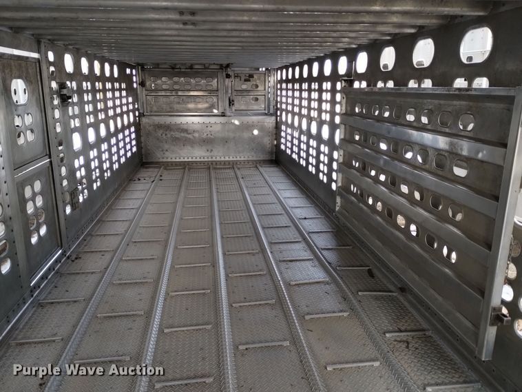 image for item DK8921 2014 Wilson PSDCL-402  livestock trailer