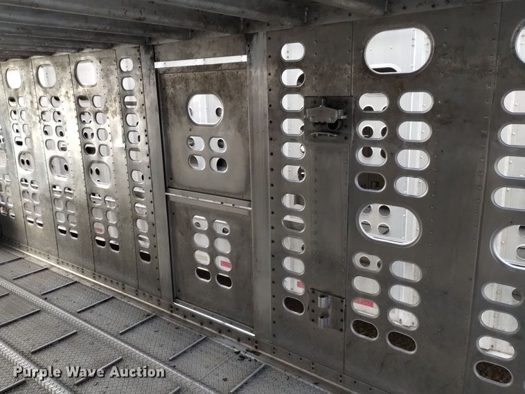 image for item DK8921 2014 Wilson PSDCL-402  livestock trailer