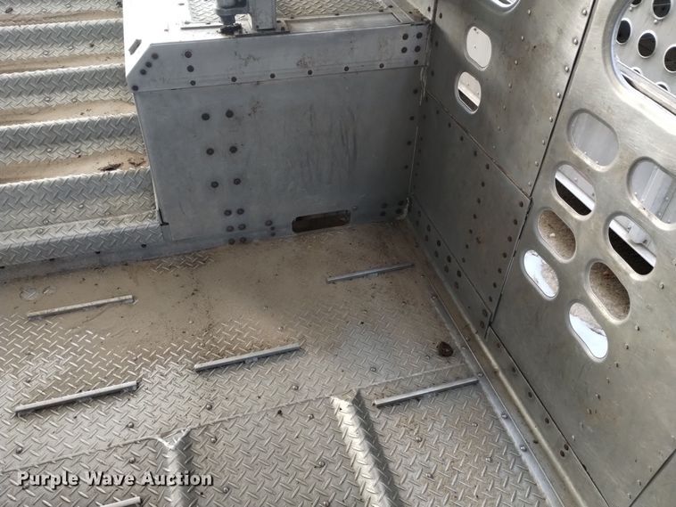 image for item DK8921 2014 Wilson PSDCL-402  livestock trailer