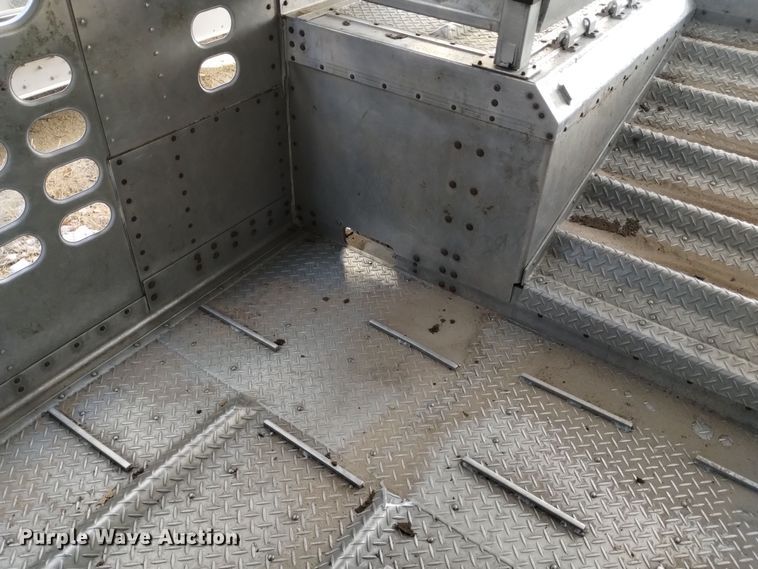 image for item DK8921 2014 Wilson PSDCL-402  livestock trailer