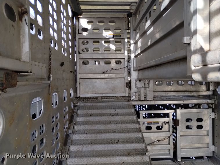 image for item DK8921 2014 Wilson PSDCL-402  livestock trailer