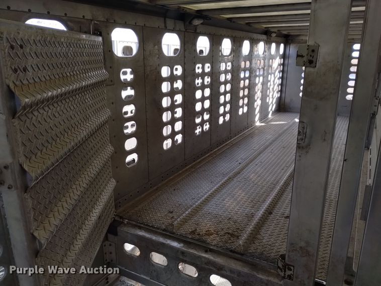 image for item DK8921 2014 Wilson PSDCL-402  livestock trailer