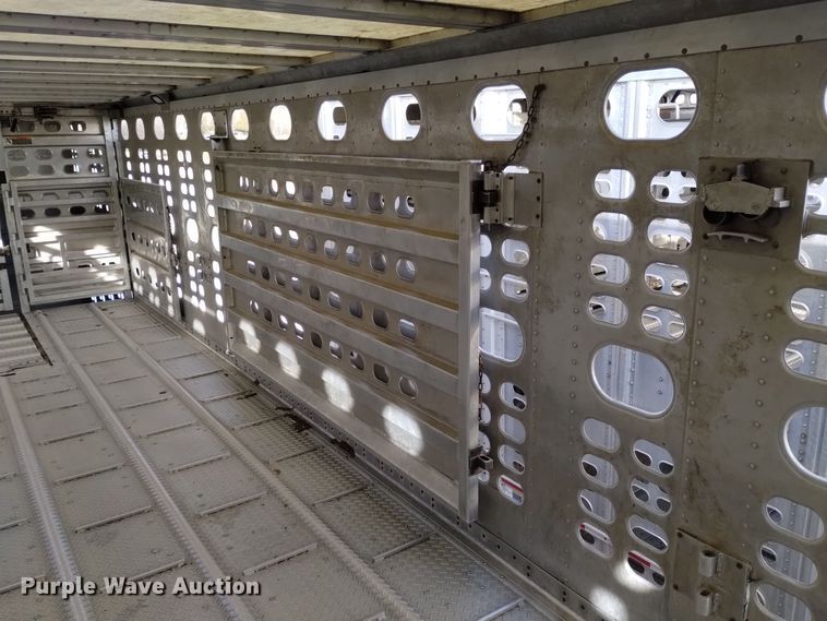 image for item DK8921 2014 Wilson PSDCL-402  livestock trailer