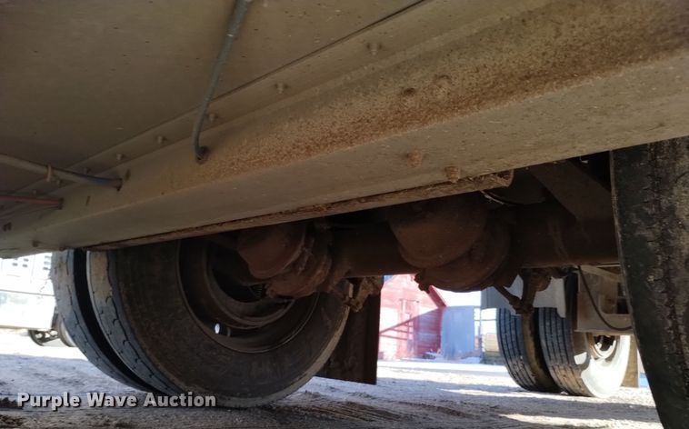 image for item DK8921 2014 Wilson PSDCL-402  livestock trailer