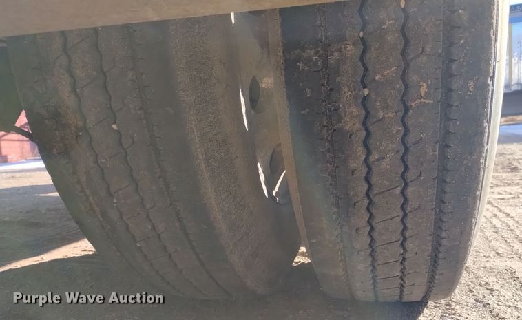 image for item DK8921 2014 Wilson PSDCL-402  livestock trailer