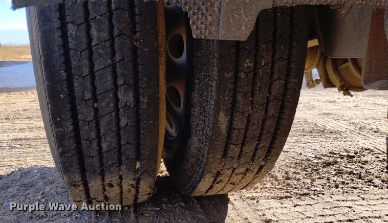 image for item DK8921 2014 Wilson PSDCL-402  livestock trailer