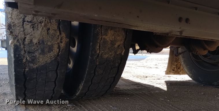 image for item DK8921 2014 Wilson PSDCL-402  livestock trailer