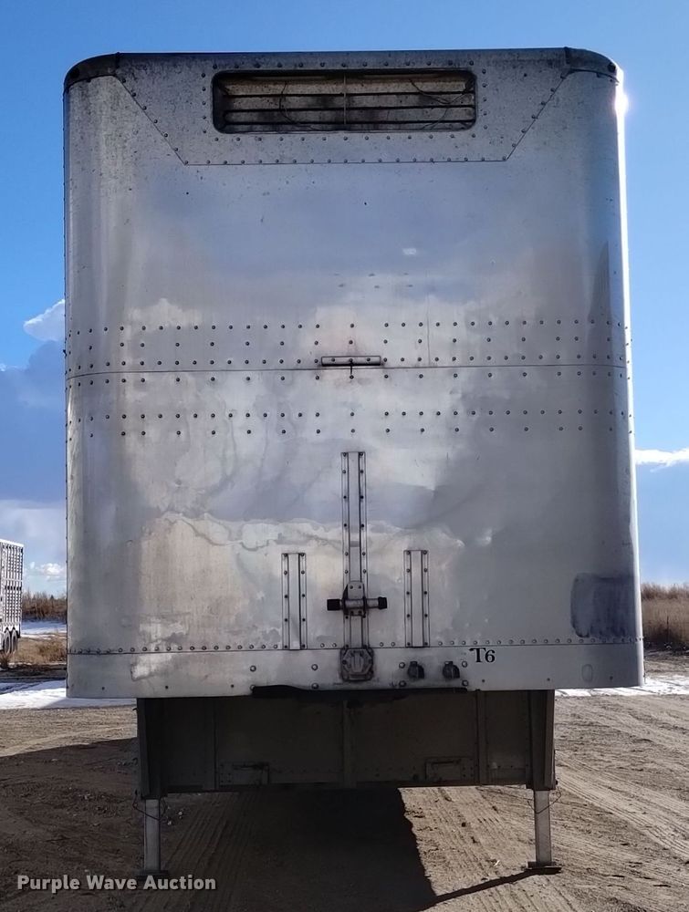 image for item DK8922 2015 Wilson PSDCL-402  livestock trailer