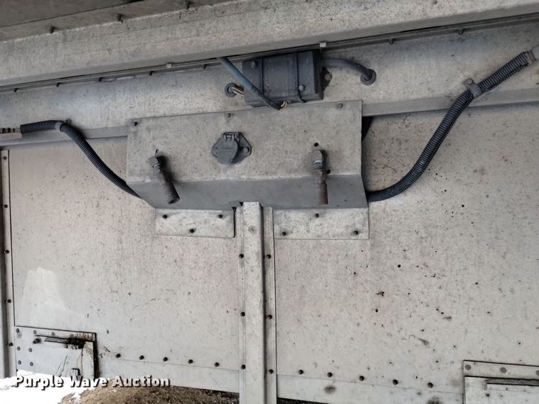 image for item DK8922 2015 Wilson PSDCL-402  livestock trailer