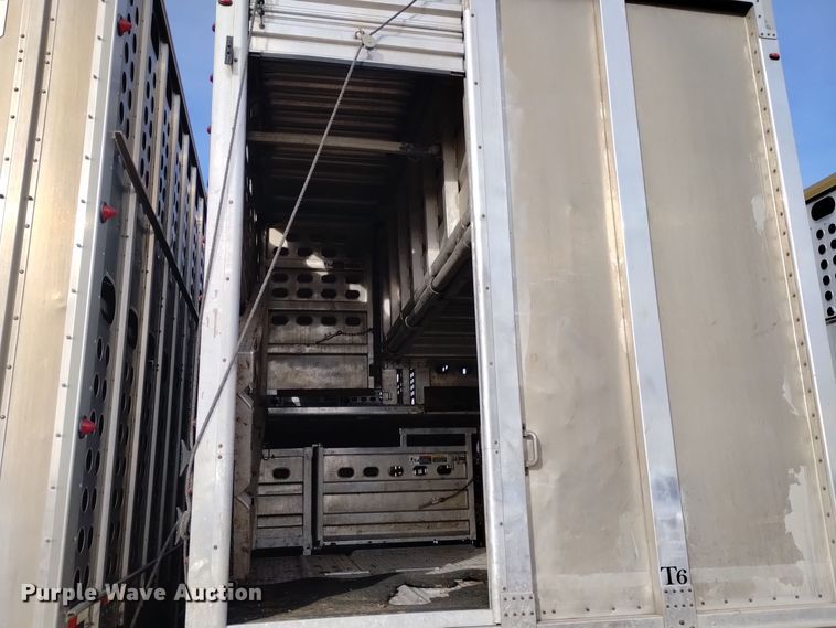 image for item DK8922 2015 Wilson PSDCL-402  livestock trailer