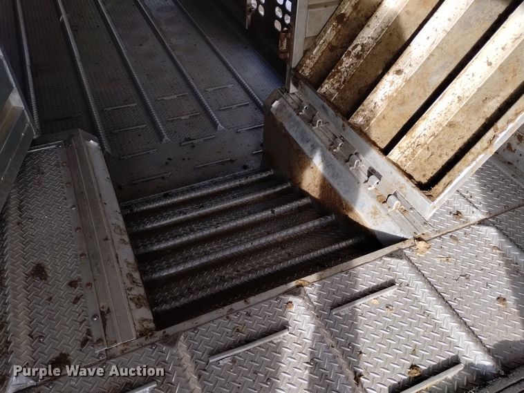 image for item DK8922 2015 Wilson PSDCL-402  livestock trailer