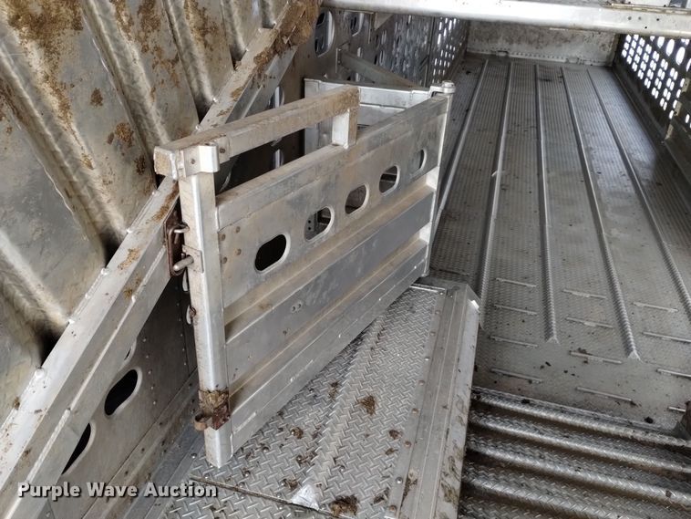 image for item DK8922 2015 Wilson PSDCL-402  livestock trailer