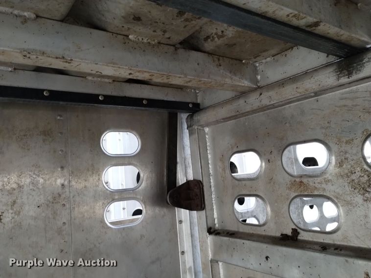 image for item DK8922 2015 Wilson PSDCL-402  livestock trailer