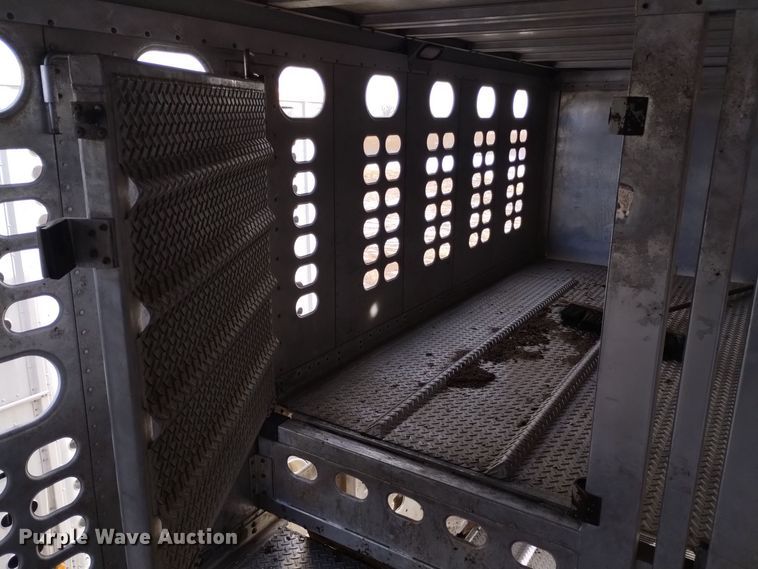 image for item DK8922 2015 Wilson PSDCL-402  livestock trailer