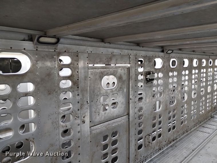 image for item DK8922 2015 Wilson PSDCL-402  livestock trailer