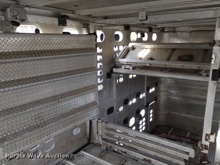 image for item DK8922 2015 Wilson PSDCL-402  livestock trailer