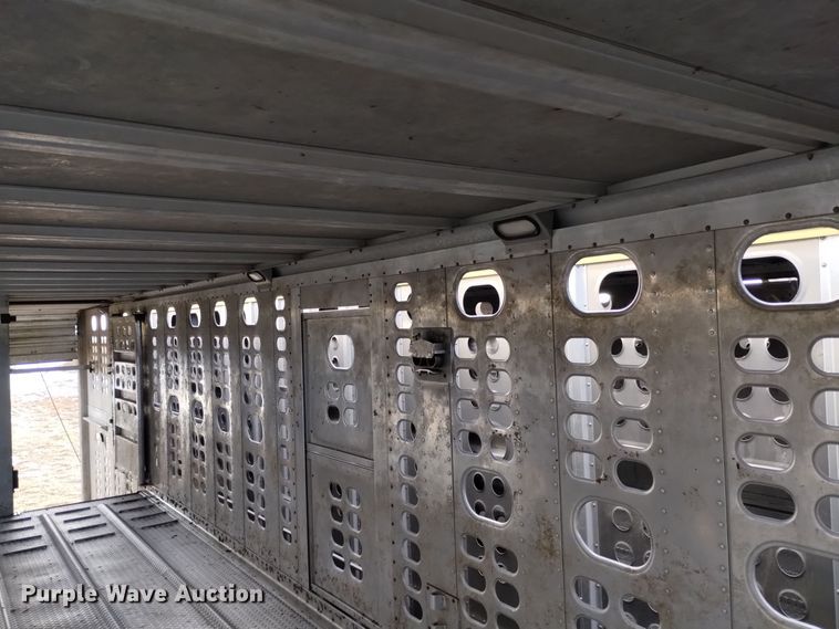 image for item DK8922 2015 Wilson PSDCL-402  livestock trailer