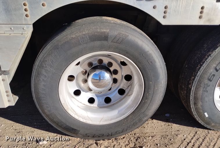 image for item DK8922 2015 Wilson PSDCL-402  livestock trailer