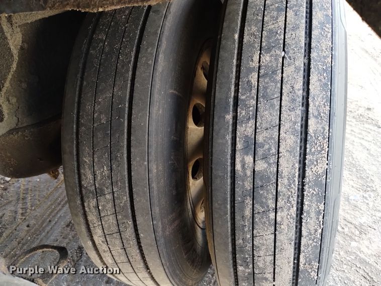 image for item DK8922 2015 Wilson PSDCL-402  livestock trailer