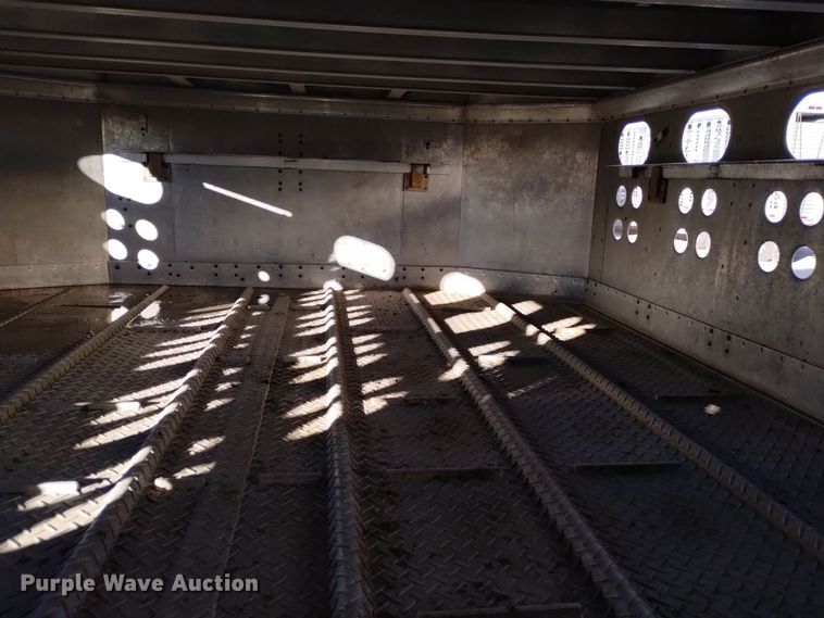 image for item DK8923 2012 Merritt Gold Line  livestock trailer