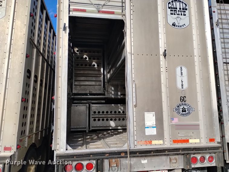 image for item DK8923 2012 Merritt Gold Line  livestock trailer