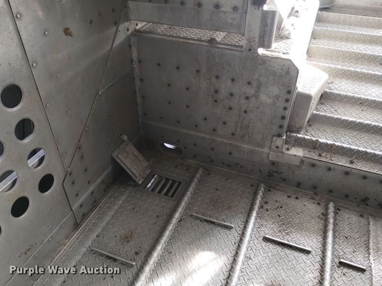 image for item DK8923 2012 Merritt Gold Line  livestock trailer