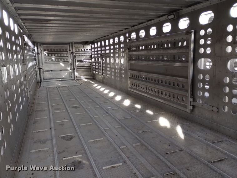 image for item DK8923 2012 Merritt Gold Line  livestock trailer