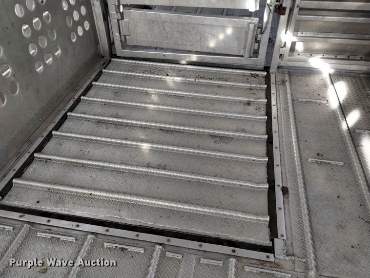 image for item DK8923 2012 Merritt Gold Line  livestock trailer