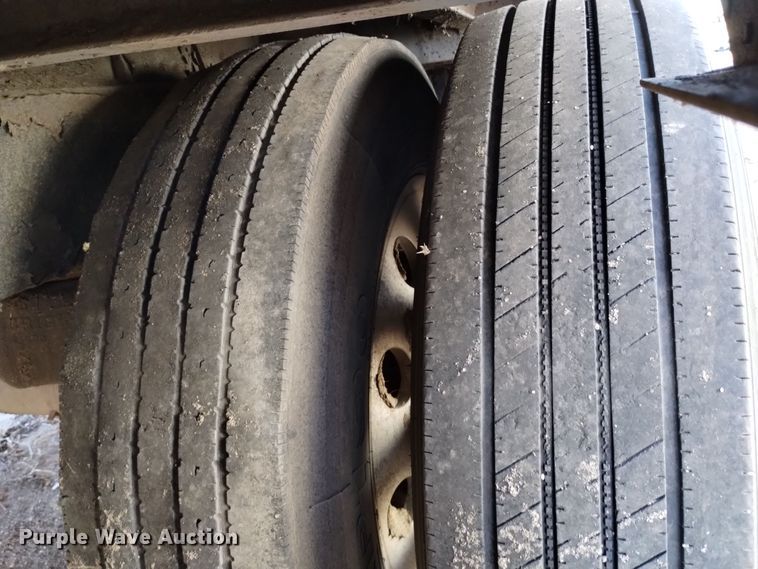 image for item DK8923 2012 Merritt Gold Line  livestock trailer