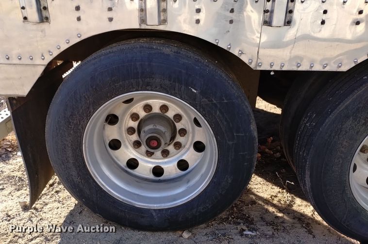 image for item DK8923 2012 Merritt Gold Line  livestock trailer