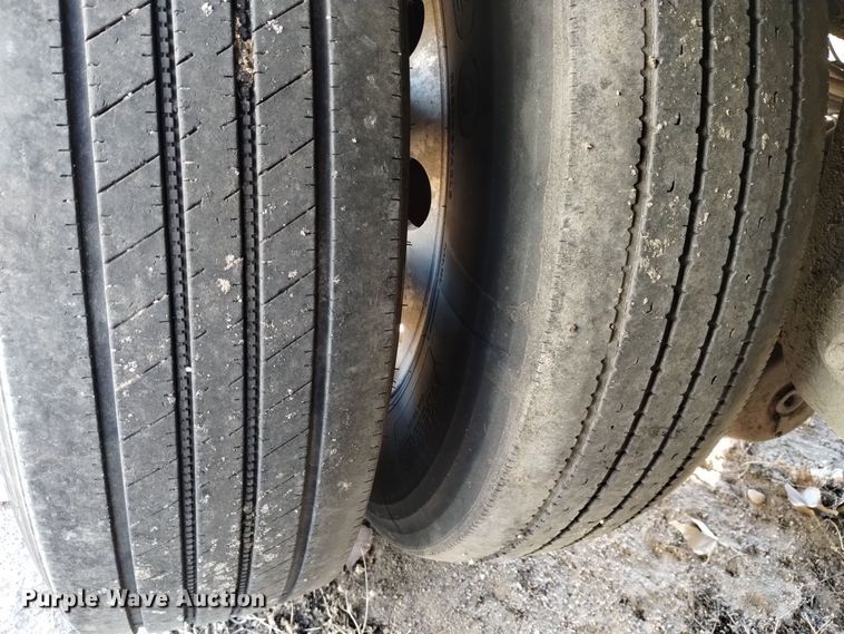 image for item DK8923 2012 Merritt Gold Line  livestock trailer