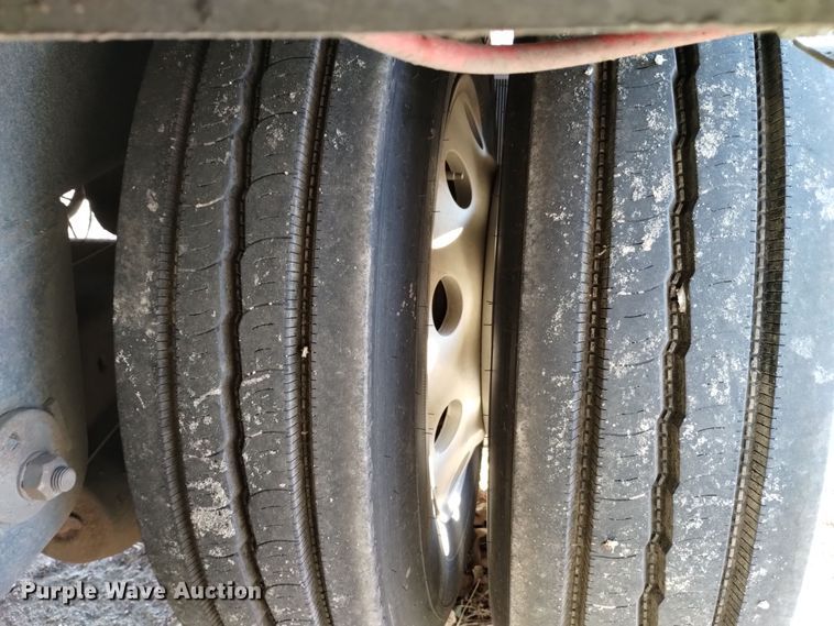 image for item DK8923 2012 Merritt Gold Line  livestock trailer