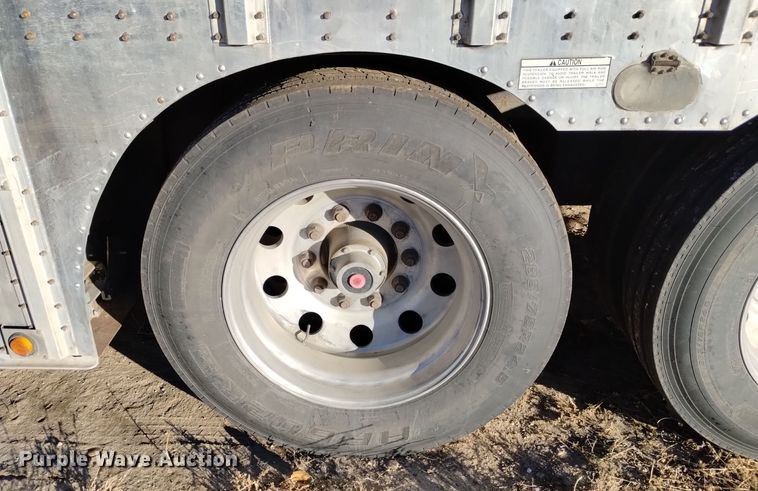 image for item DK8923 2012 Merritt Gold Line  livestock trailer