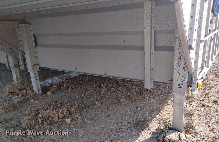 image for item DK8924 2012 Merritt Gold Line  livestock trailer