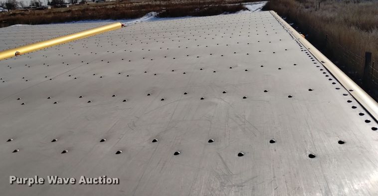 image for item DK8924 2012 Merritt Gold Line  livestock trailer