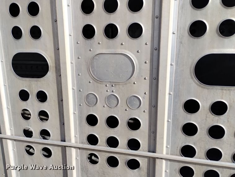 image for item DK8924 2012 Merritt Gold Line  livestock trailer