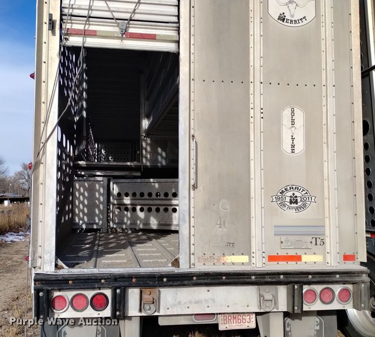 image for item DK8924 2012 Merritt Gold Line  livestock trailer