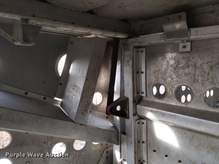 image for item DK8924 2012 Merritt Gold Line  livestock trailer