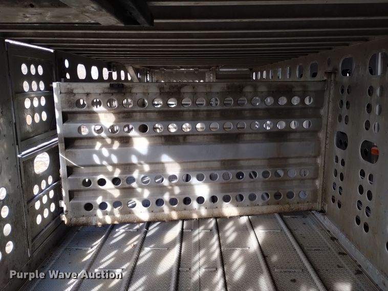 image for item DK8924 2012 Merritt Gold Line  livestock trailer