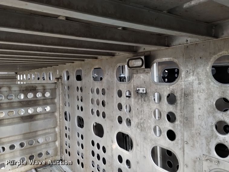 image for item DK8924 2012 Merritt Gold Line  livestock trailer