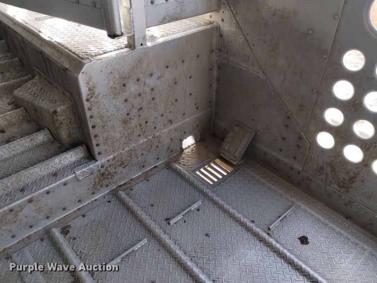 image for item DK8924 2012 Merritt Gold Line  livestock trailer