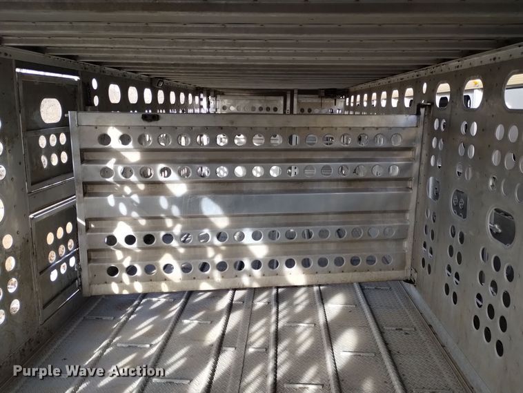 image for item DK8924 2012 Merritt Gold Line  livestock trailer