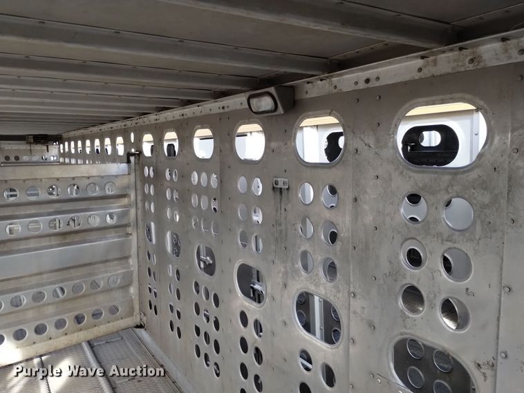 image for item DK8924 2012 Merritt Gold Line  livestock trailer